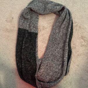White and warren black and grey circle cashmere scarf.